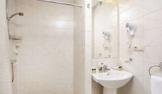 Гостиница Дворы Капеллы Санкт-Петербург Бюджетный двухместный номер-4