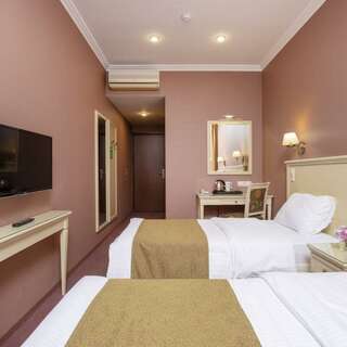 Гостиница Дворы Капеллы Санкт-Петербург Номер комфорт с 2 кроватями-6