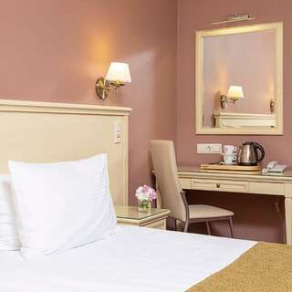 Гостиница Дворы Капеллы Санкт-Петербург Номер комфорт с 1 большой кроватью-1