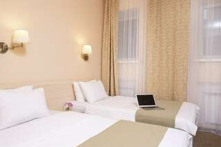 Гостиница Дворы Капеллы Санкт-Петербург Стандартный номер с 2 отдельными кроватями-3